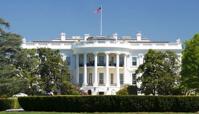 Трамп пообещал устроить «адскую битву» за пост президента США
