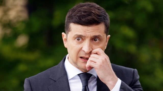В США импичмент Трампу провалили, и у Зеленского приуныли