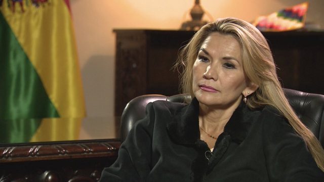 Боливийская прокуратура на полгода оставила под стражей ставленницу США