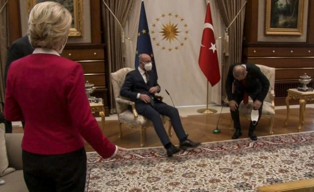 Эрдоган демонстративно оскорбляет Европу, но её вовсе не жаль