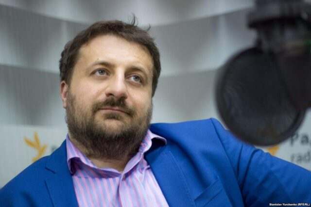 Законопроект о деолигархизации нужен для устранения потенциальных конкурентов Зеленского – политолог