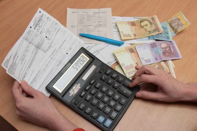 «Тарифный геноцид»: украинцы возмущены очередным повышением тарифов