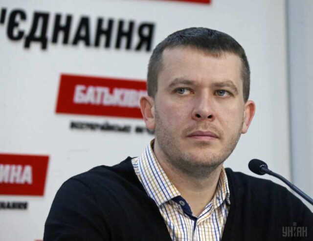 В Раде предложили обучать иностранцев в вузах на любом языке, кроме русского