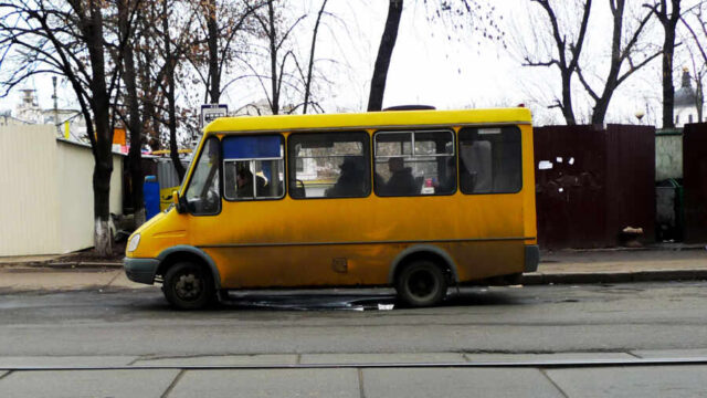 «Плати или выходи!" - в Житомире высадили из маршрутки очередного АТОшника