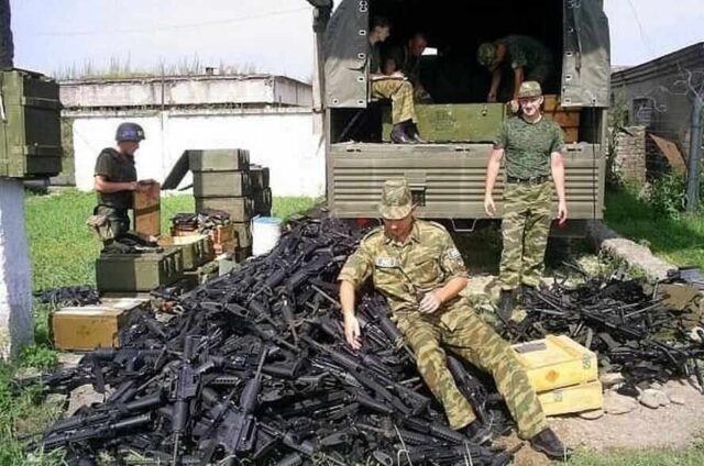 Недолго продолжался бой: бежали робкие грузины