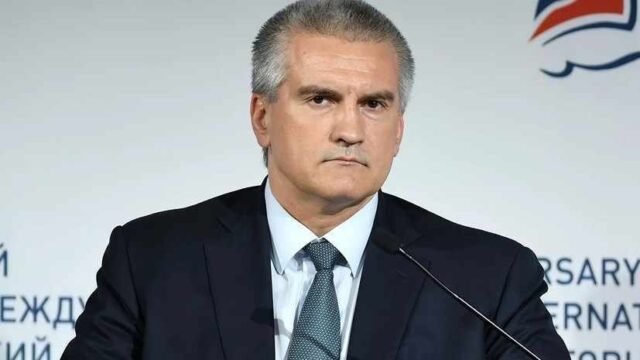 Аксенов назвал политику УЕФА "лживой и нечистоплотной"