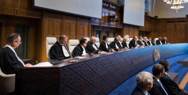 Цена западному правосудию: Международный уголовный суд занимается только теми, кем ему дозволяют США