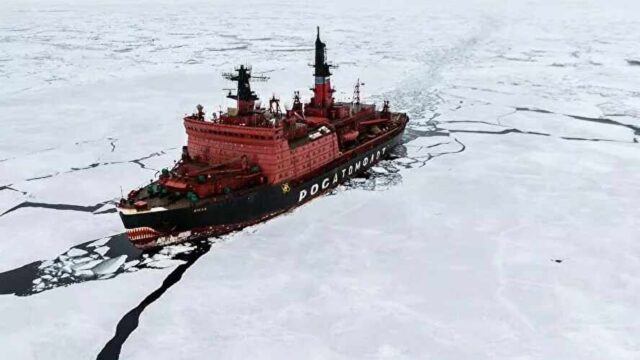 Запад рвется в Арктику, но это место уже занято Россией