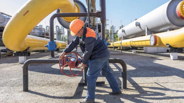 Принципиальная позиция России вынудит Запад покупать газ в рублях – Пушков