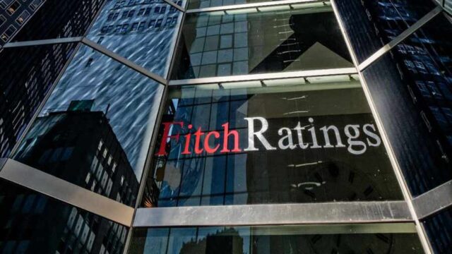 Fitch заявило о повышении долгосрочного рейтинга Украины с "RD" до "CC"