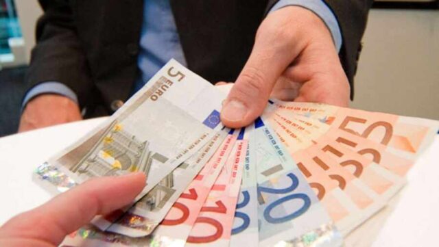 Инфляция в Германии нивелирует рост заработной платы