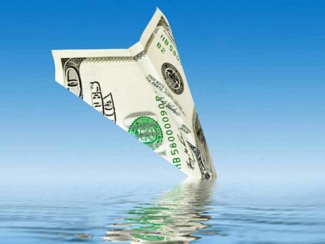 Гегемония доллара зашаталась