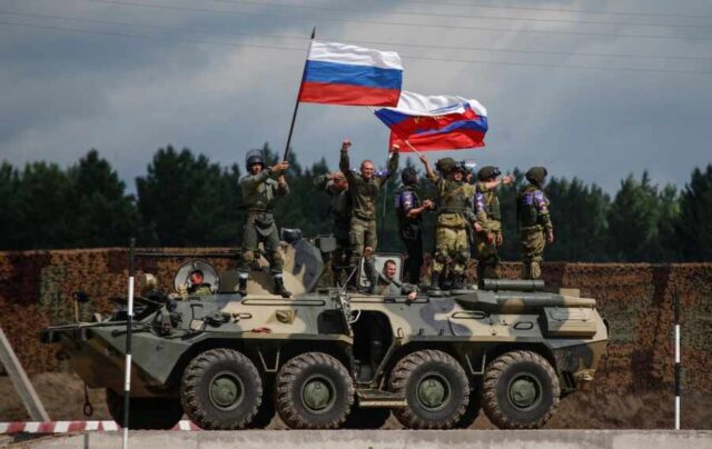 ВС РФ готовят к обороне Сватово и Кременную - штурмовать города хотят иностранные наёмники