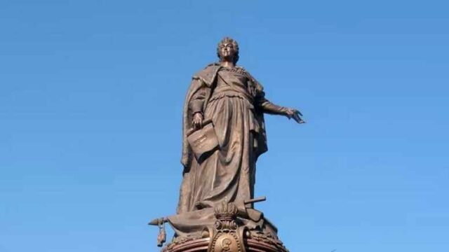 Памятник Екатерине Великой вернется в великий русский черноморский город
