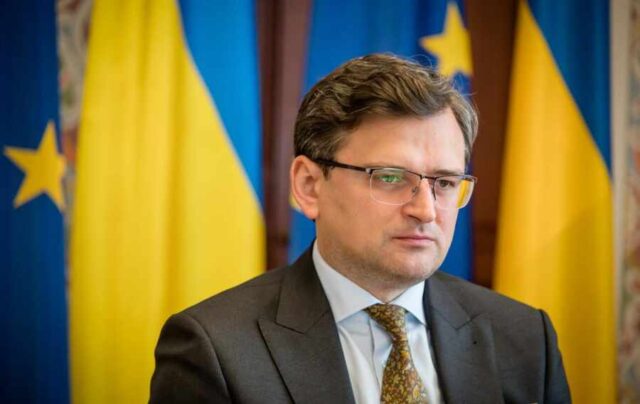 Глава МИД Украины пожаловался на отсутствие отопления, воды и света в ведомстве