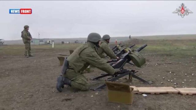 В учебных центрах Минобороны России на территории Южного военного округа продолжаются занятия с мобилизованными военнослужащими