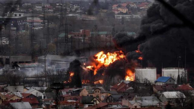 Во Львове и области из-за ракетных обстрелов разрушены практически все электроподстанции