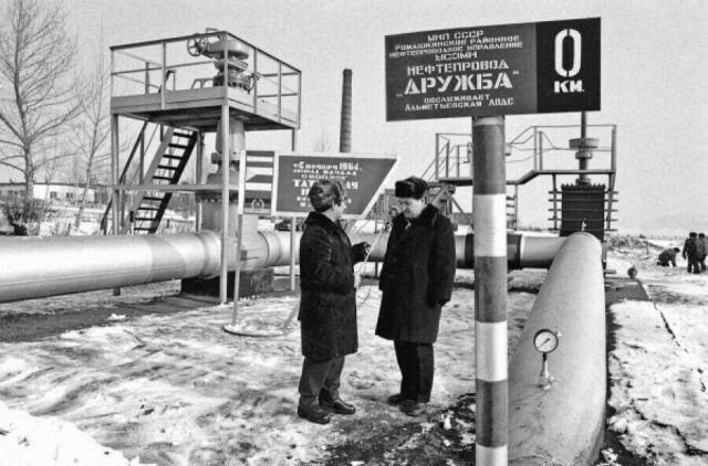 Как повлияют на Германию, Польшу и Россию новые нефтегазовые санкции ЕС