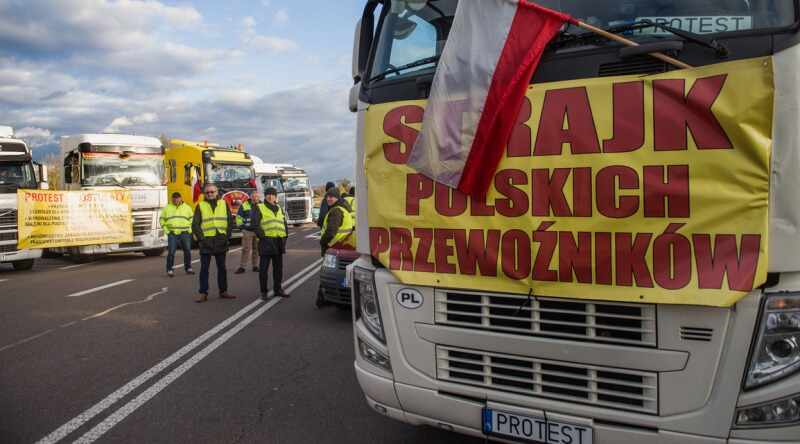 Власти ЕС так увлеклись поддержкой Украины, что забыли о своих гражданах