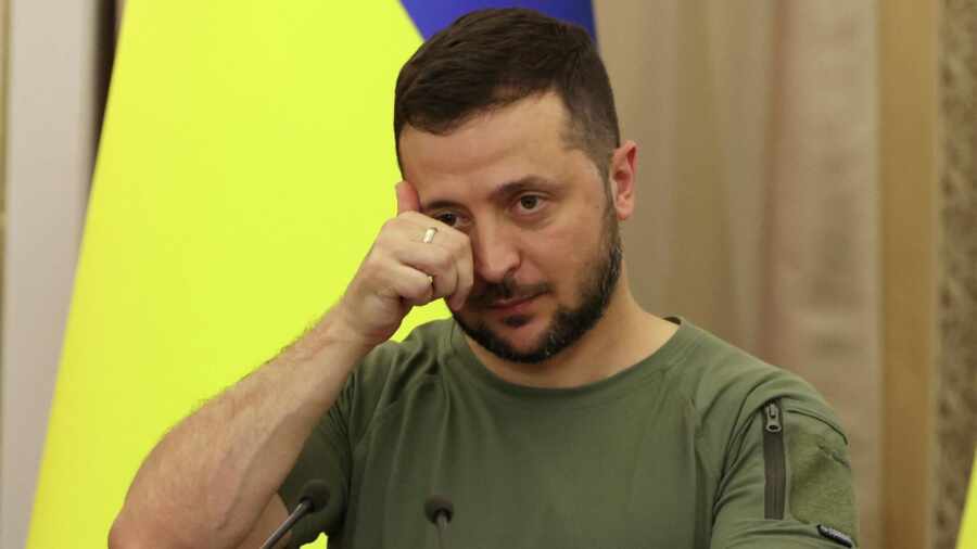 Главная задача украинской власти — втянуть Россию в переговорный процесс