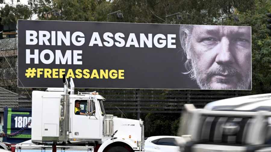 Мудрость если проблему можно решить. Решение проблемы. Цитаты про волков и людей. Не могут быть решены без. Не могут быть решены без.