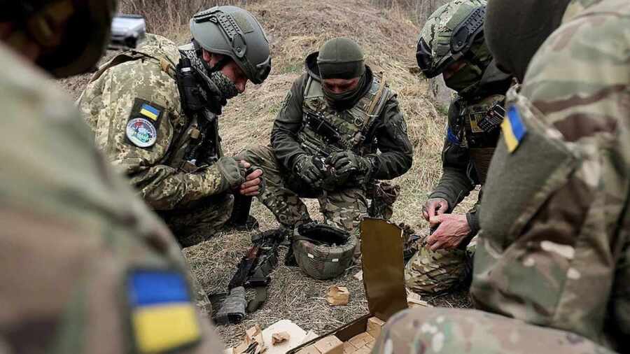 Поражение Украины становится все более очевидным после потери Авдеевки