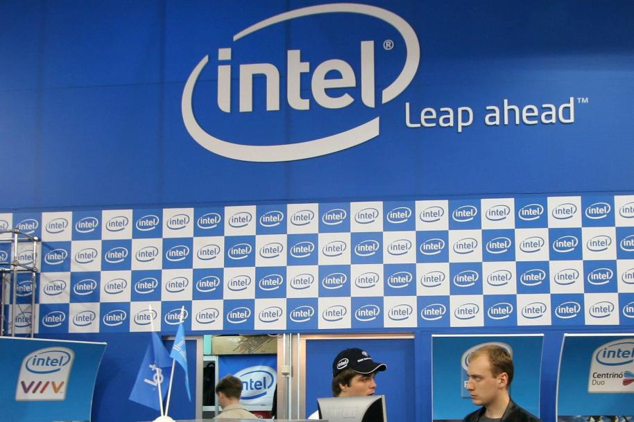 Intel отчаянно выпрашивают господдержку, лишь бы не обанкротиться