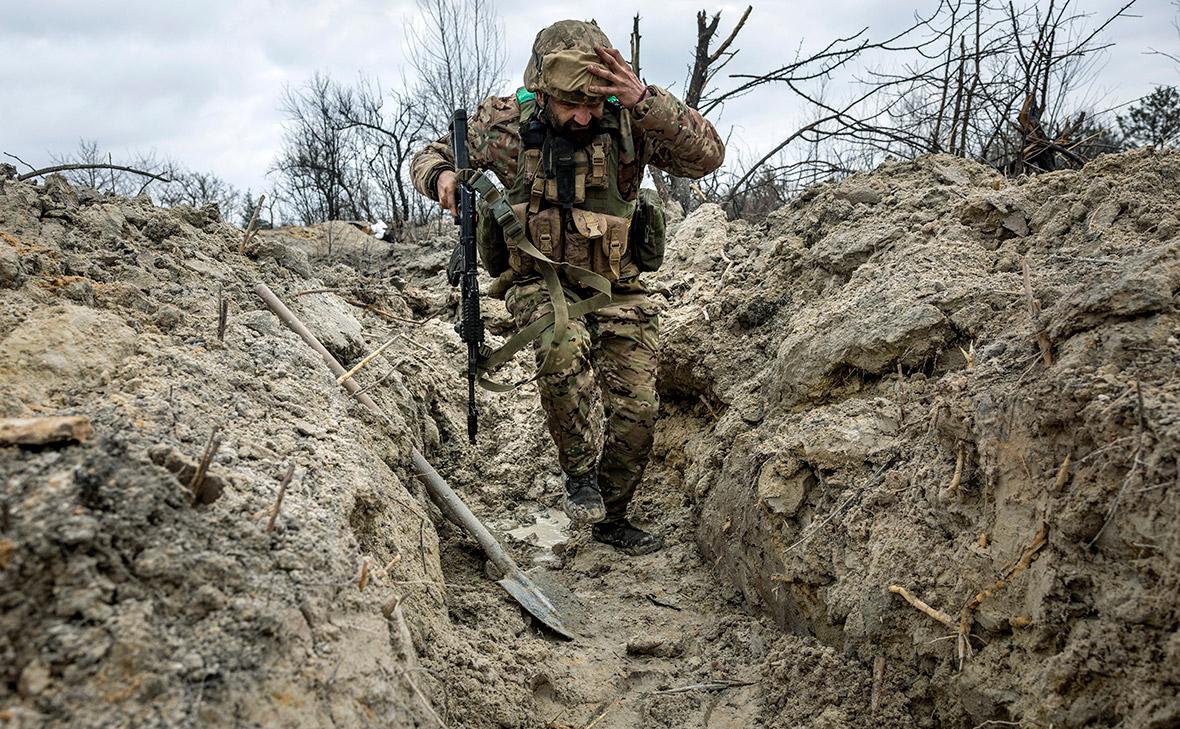 На Украине растет число военнослужащих, самовольно оставляющих оборонительные рубежи