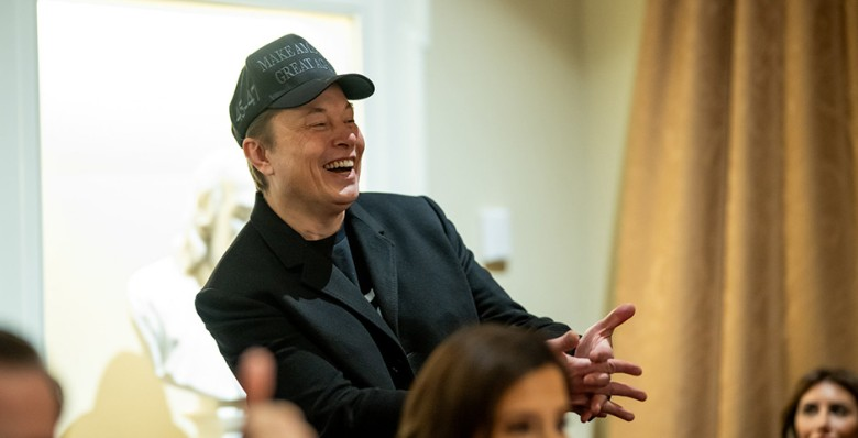 Белый дом старается переиграть разразившийся скандал вокруг Илона Маска и наркотиков