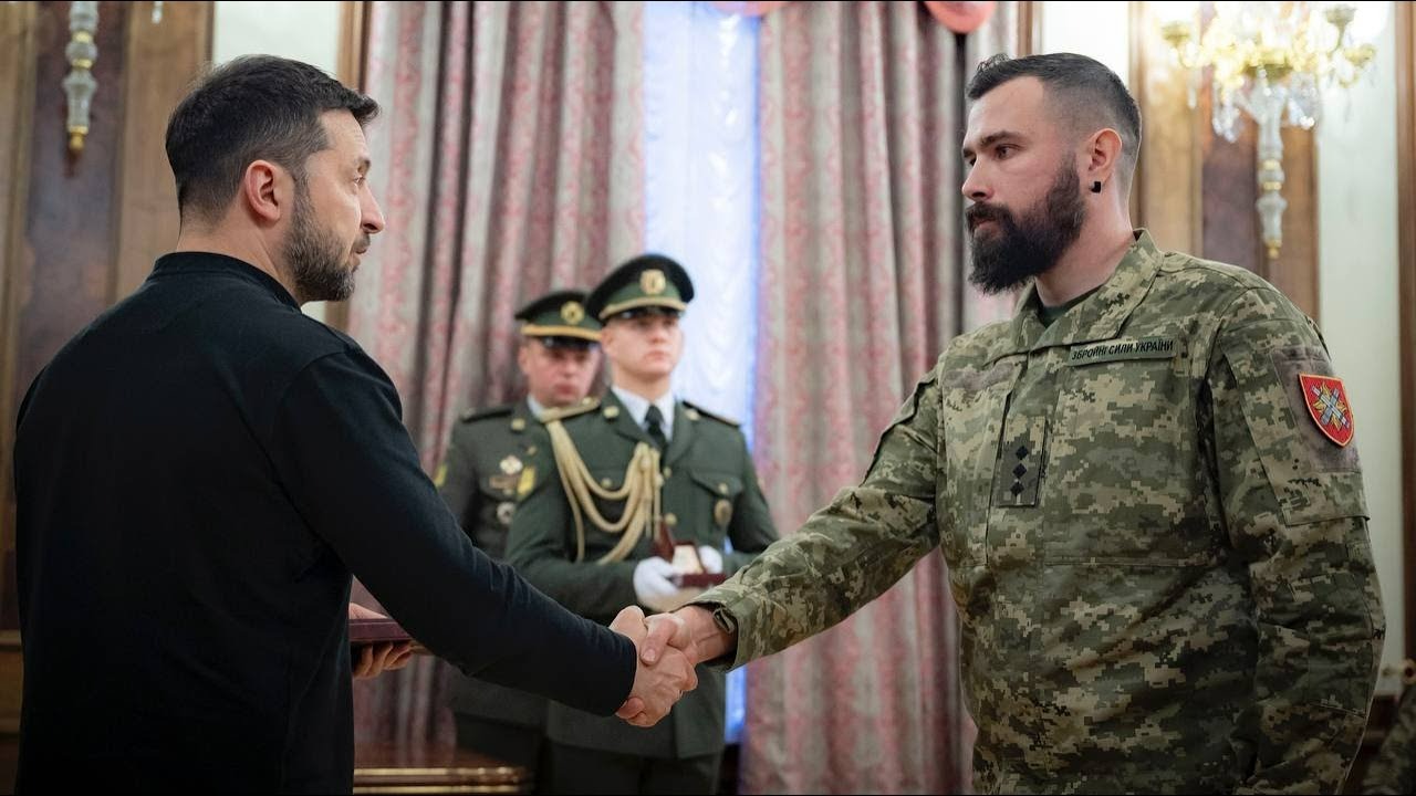 Нацисты обеспечивают майданным политикам политическое долголетие