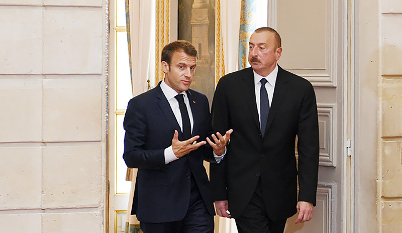 Новую Каледонию у французов отжали парни из Баку