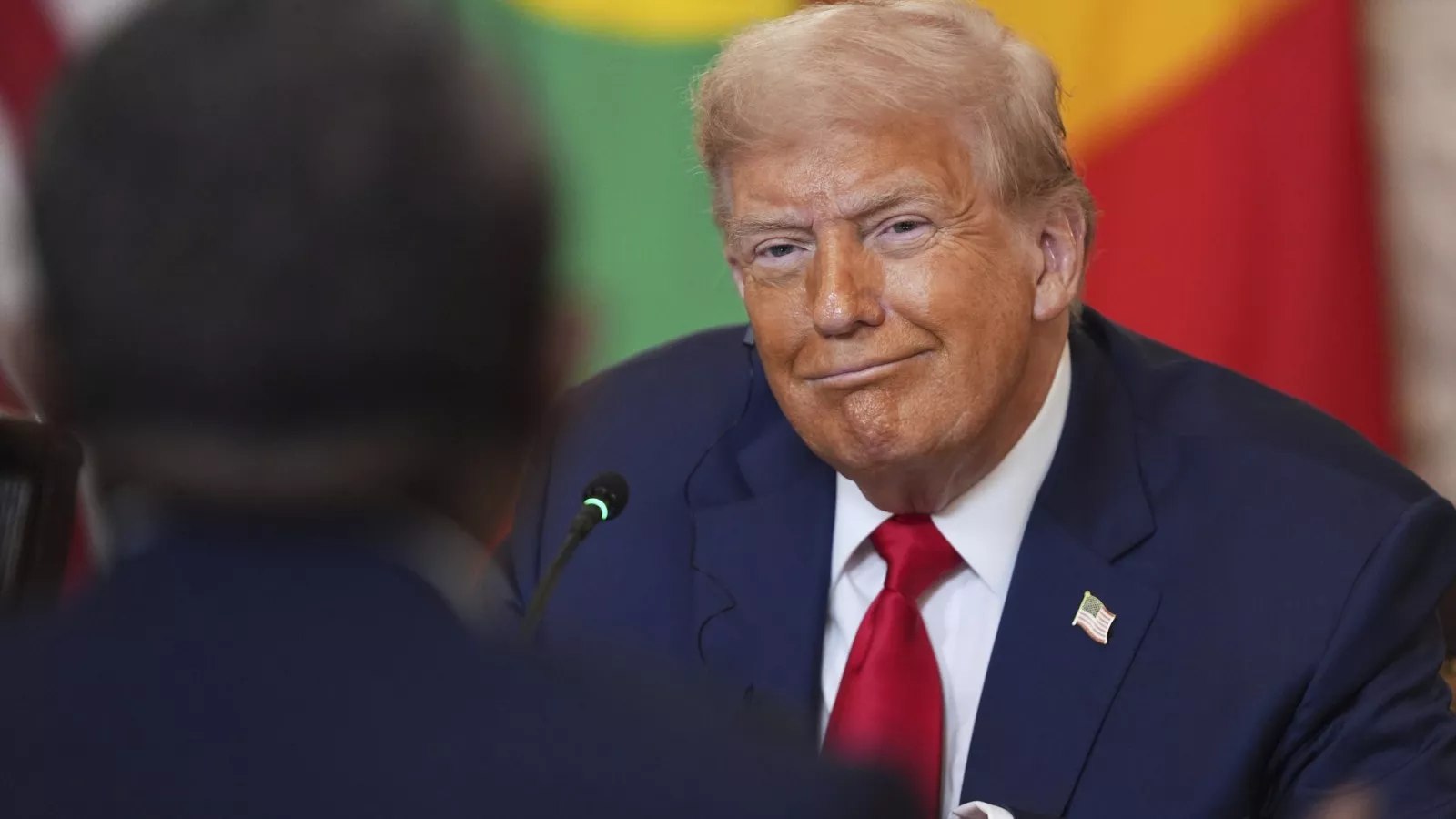 Почему вообще Трамп взъелся на БРИКС?
