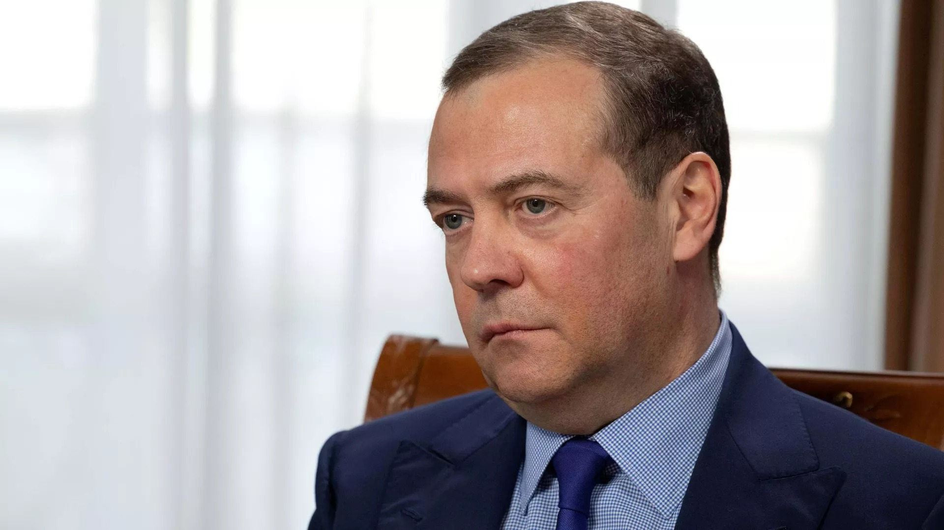 Дмитрий Медведев: Почему война Европы с Россией невозможна, но может произойти