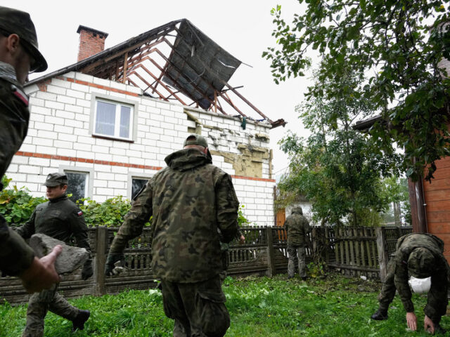 В жилой дом в Польше попала ракета, а не дрон – Rzeczpospolita