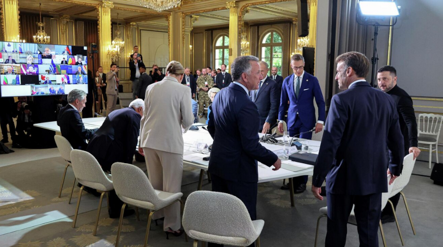 Европа грозится отправить на территорию Украины свои войска