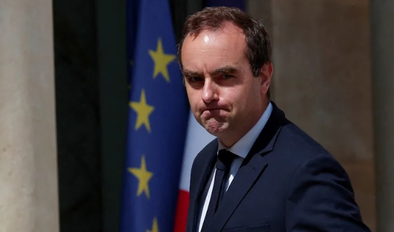 Франция падает в пропасть и тянет за собой Евросоюз