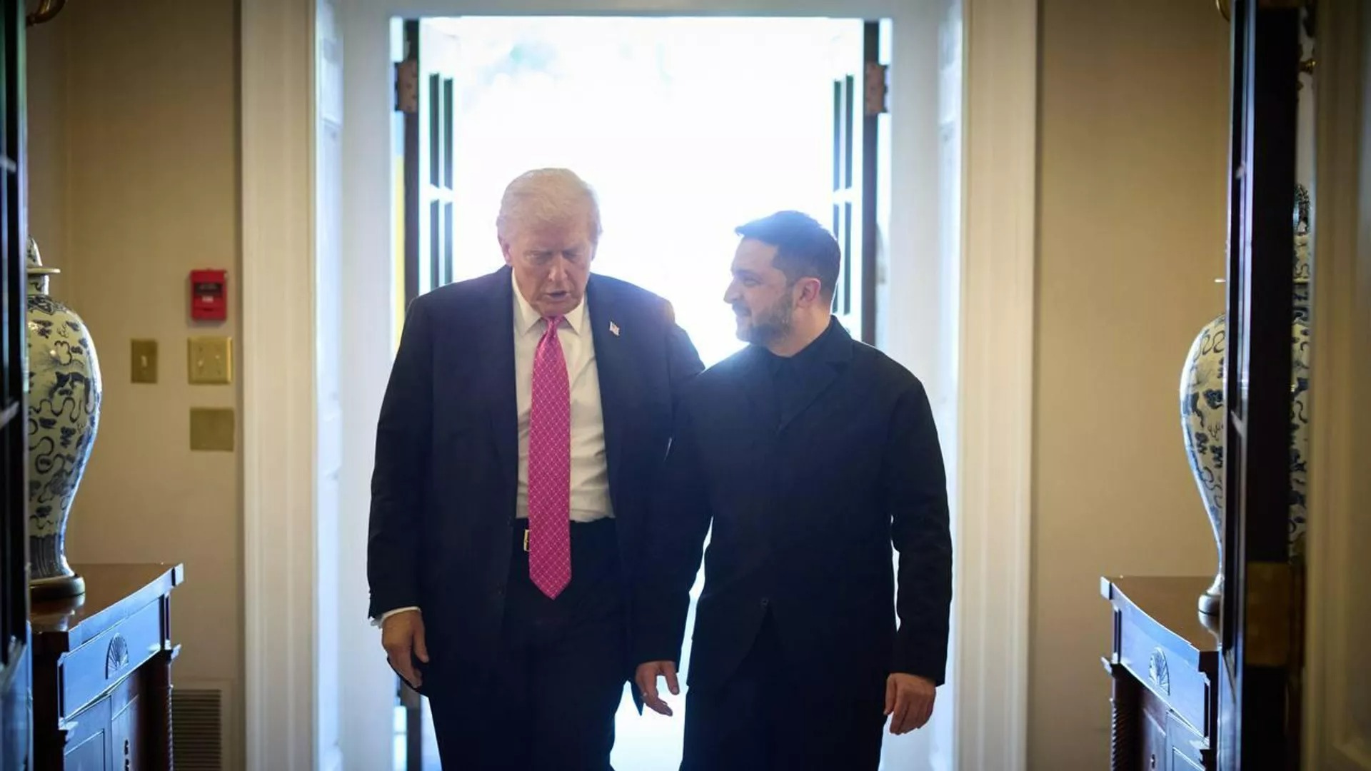 Ни один из вопросов, ради которых Зеленский летел в Вашингтон там даже не поднимался