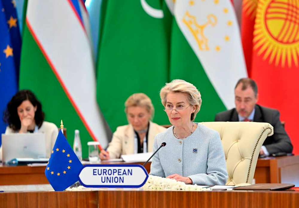 Евробюрократы решили надавить на Россию через страны Центральной Азии