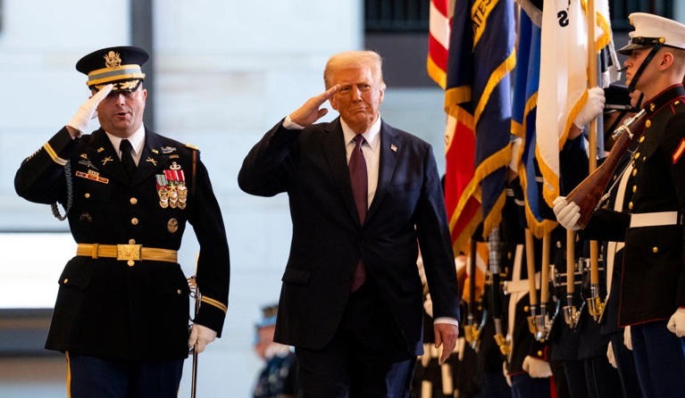 Трамп живет прошлым