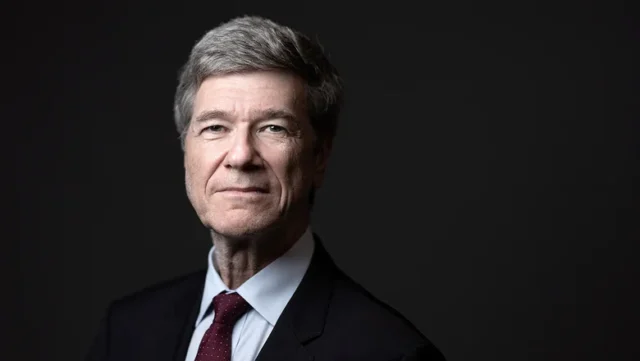 Отказавшись от переговоров с Путиным, Трамп поддался давлению ЕС – профессор Сакс