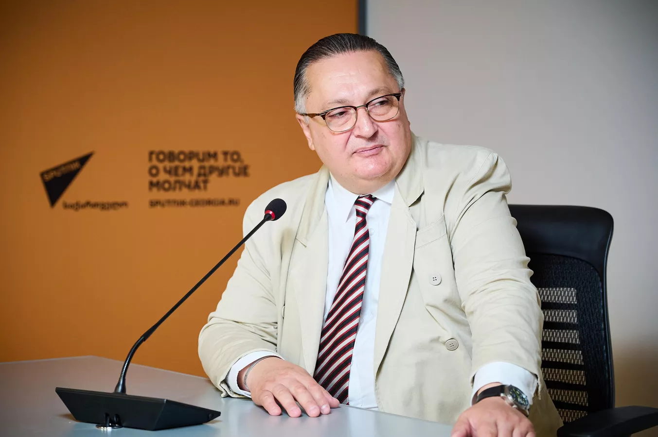 Арно Хидирбегишвили: О «режиме односторонней дружбы» с ЕС и США, объявленном властью «Грузинской мечты»