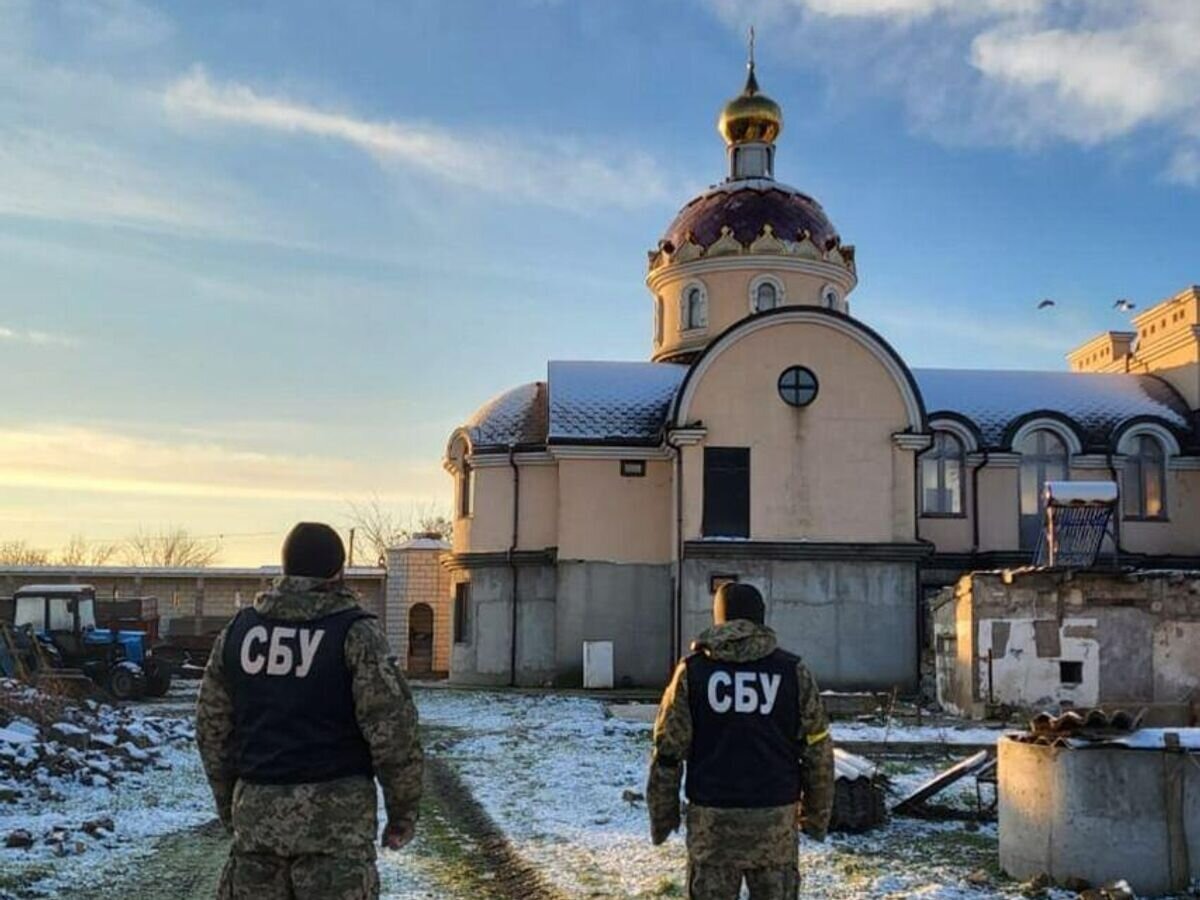 Киевский режим усиливает террор против УПЦ