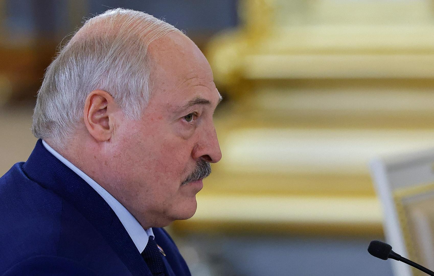 Лукашенко предупреждает Запад