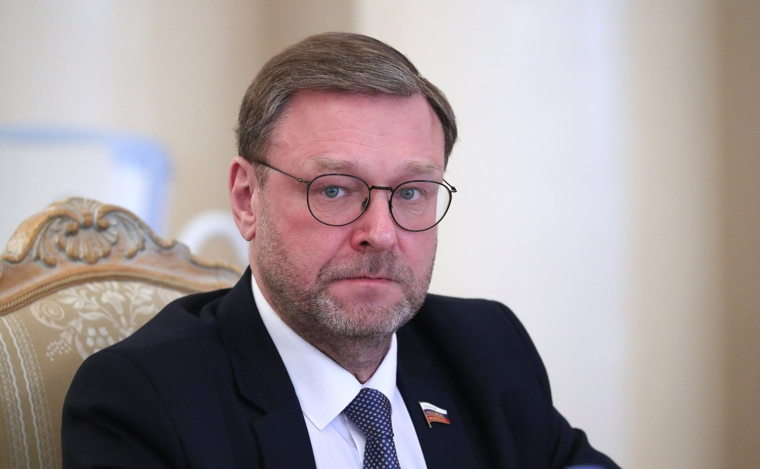 Константин Косачев: Европейская история, пережившая две страшные трагедии в ХХ веке, в веке нынешнем окончательно превращается в фарс