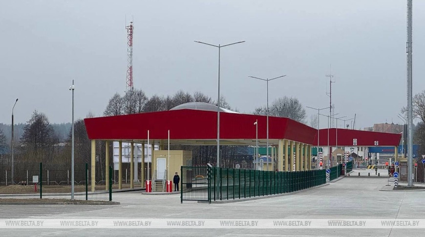 Литовские перевозчики теряют миллиарды: Польша открывает пункты пропуска