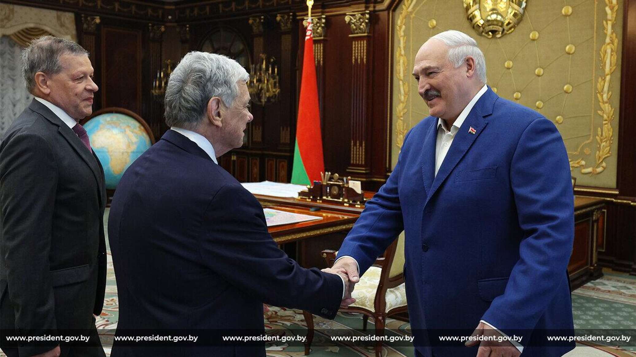 Будет ли результат от трамповских заигрываний с Лукашенко?