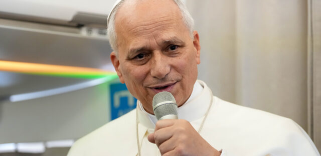 Папа римский призвал США избегать военных действий против Венесуэлы