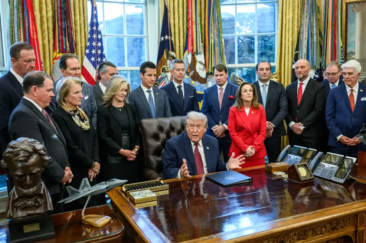 WSJ: США переворачивают историю с ног на голову, выставляя Европу, а не Россию, злодеем в новой политике безопасности