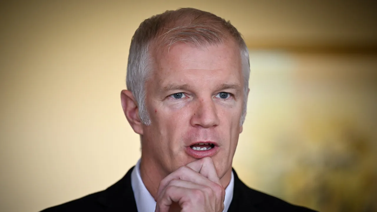 Британская «говорящая голова» против Трампа