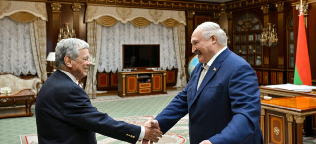 США снимают санкции с белорусского калия по решению Трампа